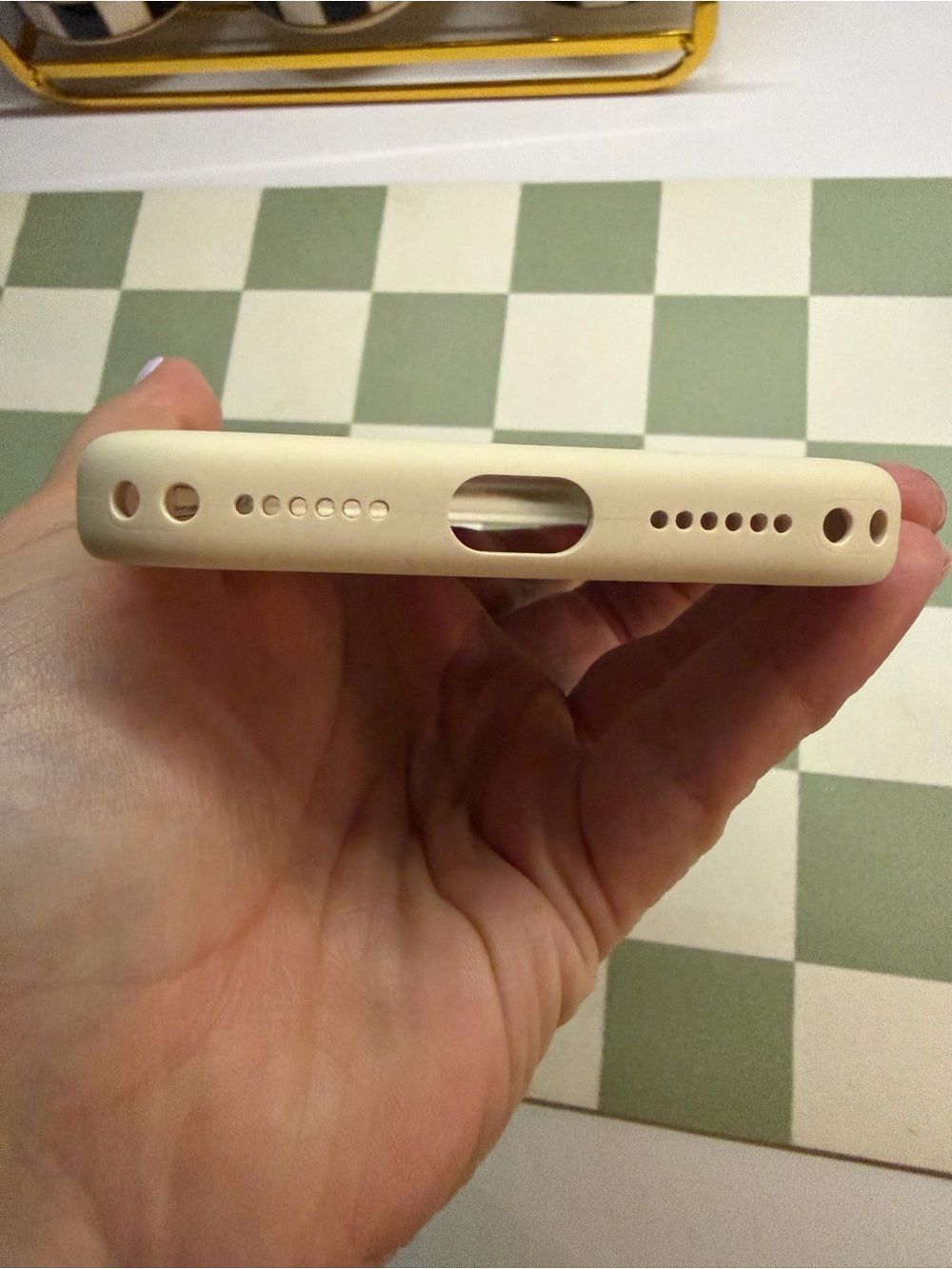 iPhone 17 Pro Max Apple Silicone Case - Picture 4 of 5